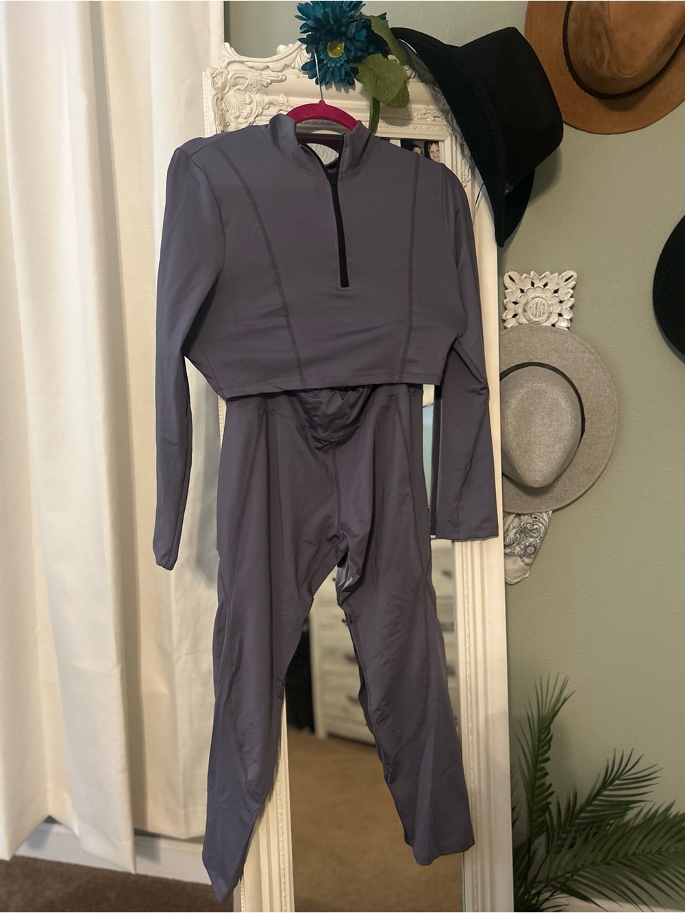 Women's Long Sleeve Cropped workout set - Slate Gray